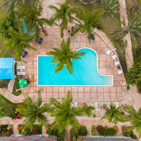 Hotel Playazul Barahona ภายนอก รูปภาพ