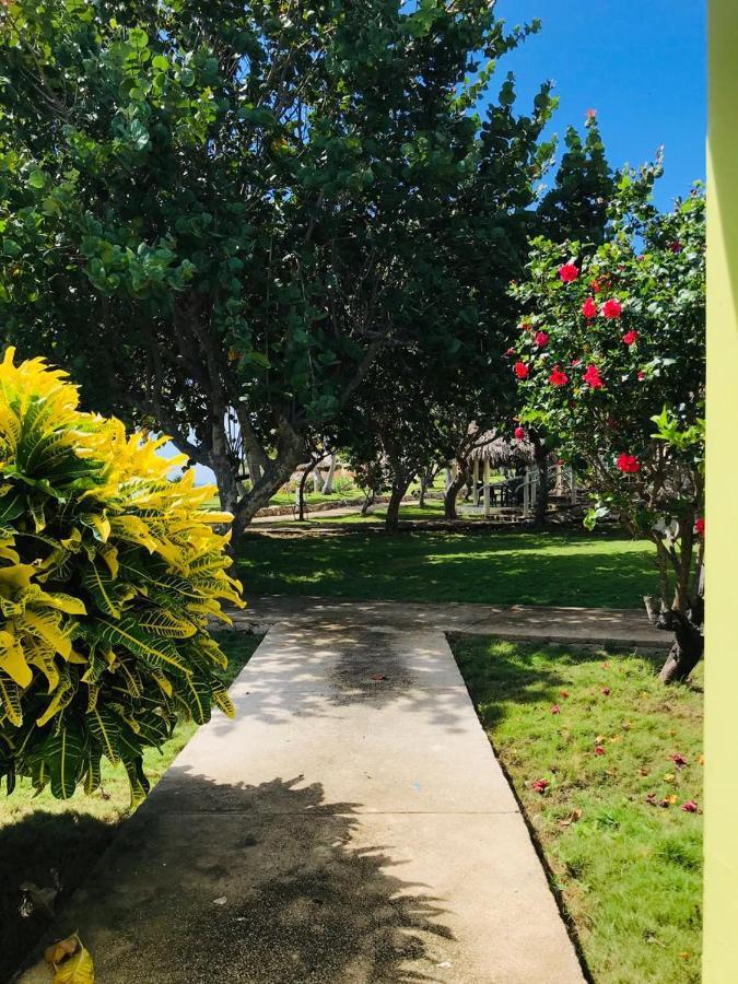 Hotel Playazul Barahona ภายนอก รูปภาพ