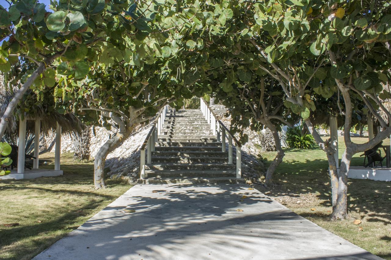 Hotel Playazul Barahona ภายนอก รูปภาพ