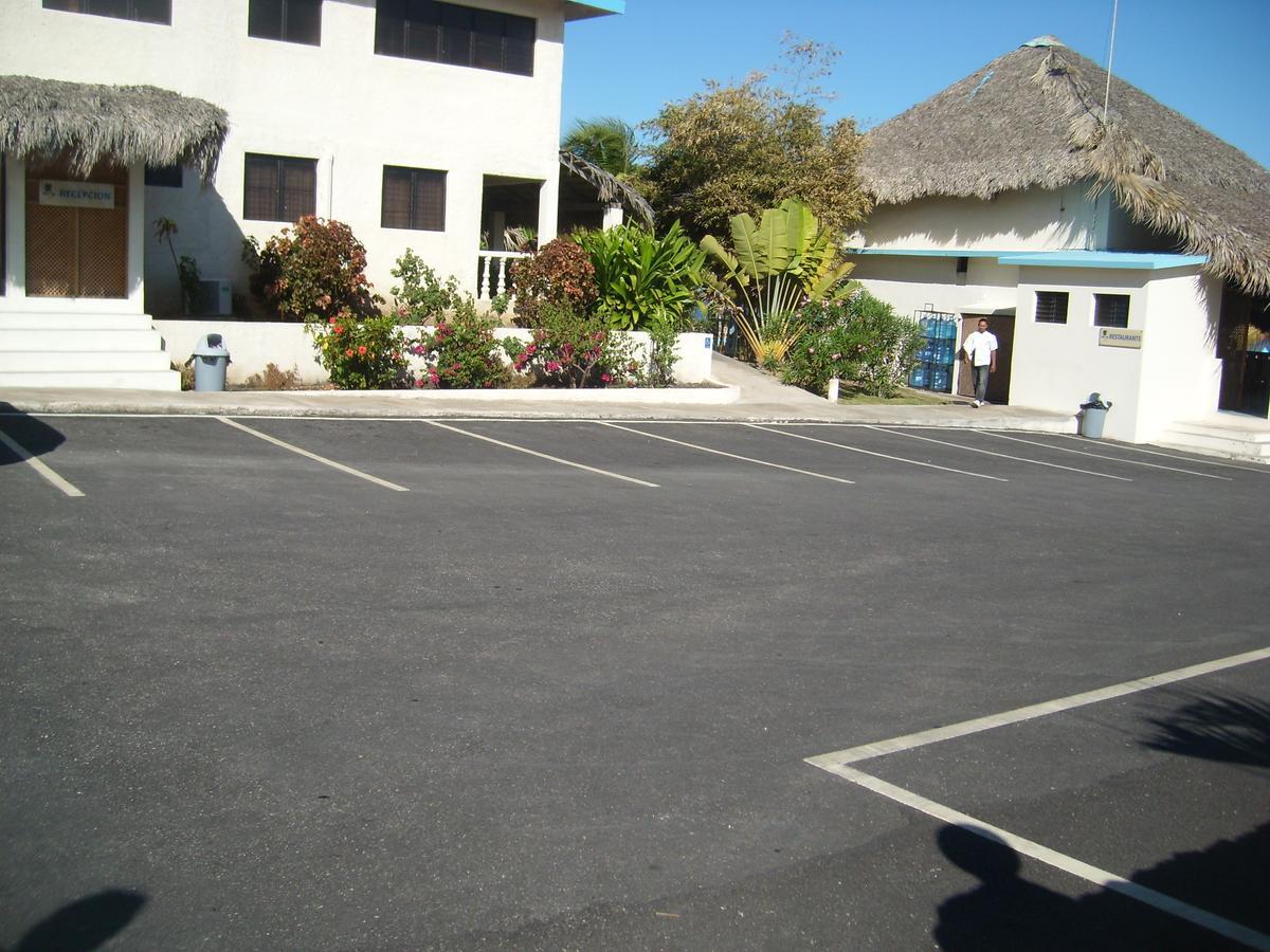 Hotel Playazul Barahona ภายนอก รูปภาพ